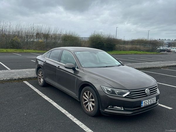 Volkswagen Passat Saloon, Diesel, 2015, Brown