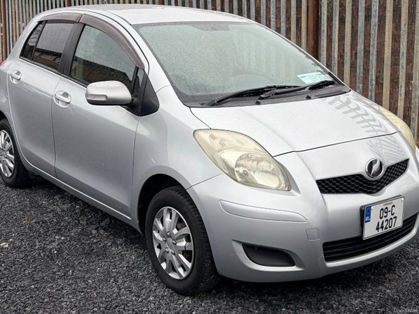 Toyota Vitz Hatchback, Petrol, 2009, Silver