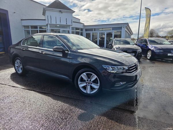 Volkswagen Passat Saloon, Diesel, 2020, Grey