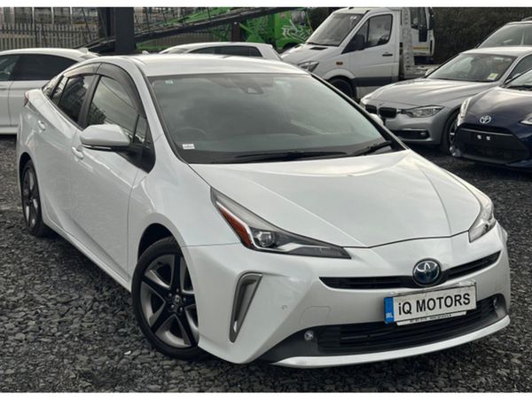 Toyota Prius Saloon, Petrol Hybrid, 2021, White