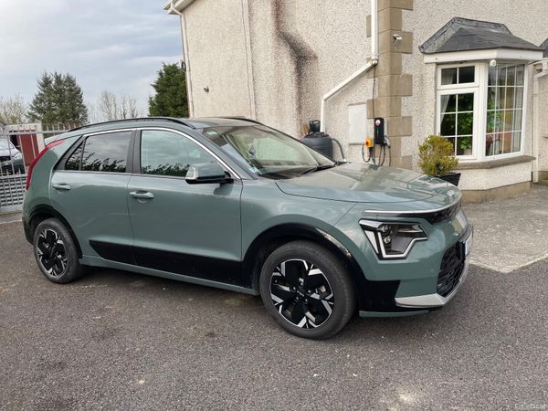 Kia Niro SUV, Electric, 2023, Green