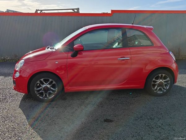 Fiat 500 Hatchback, Petrol, 2015, Red