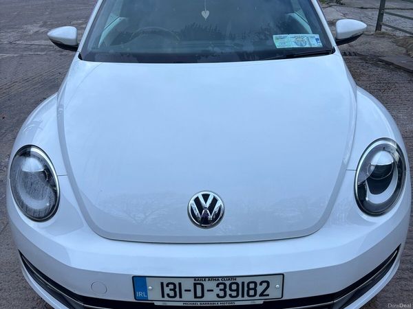 Volkswagen Beetle Hatchback, Petrol, 2013, White