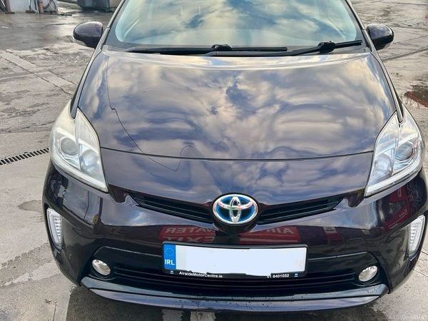 Toyota Prius Hatchback, Petrol Hybrid, 2012, Purple
