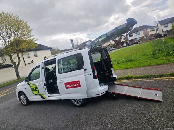 Ford Tourneo Connect MPV, Diesel, 2024, White