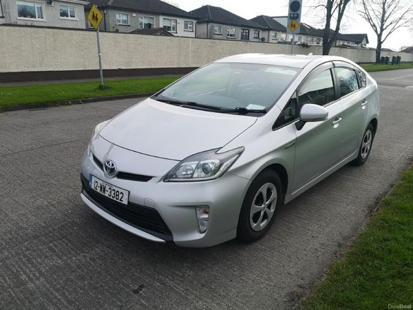 Toyota Prius Hatchback, Petrol Hybrid, 2012, Silver