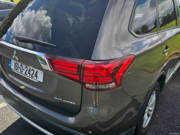 Mitsubishi Outlander SUV, Diesel, 2016, Brown