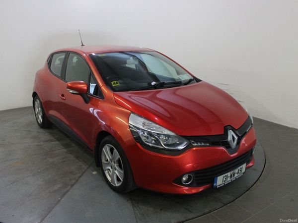 Renault Clio Hatchback, Petrol, 2013, Red