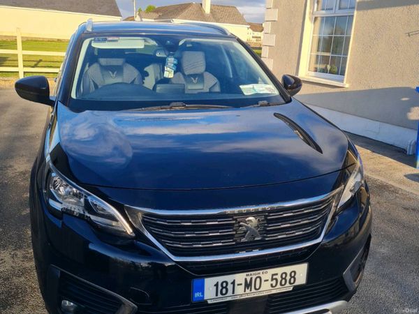 Peugeot 5008 MPV, Diesel, 2018, Black