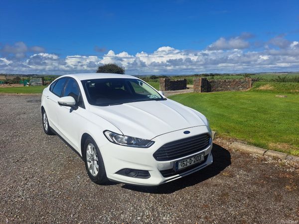 Ford Mondeo Hatchback, Diesel, 2015, White