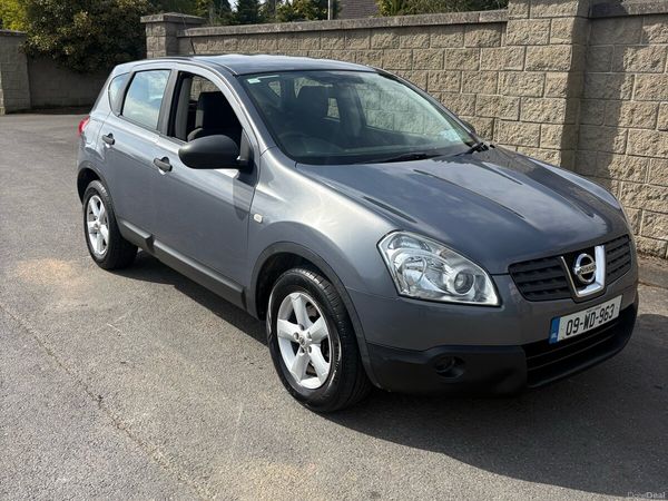 Nissan Qashqai Hatchback, Diesel, 2009, Grey
