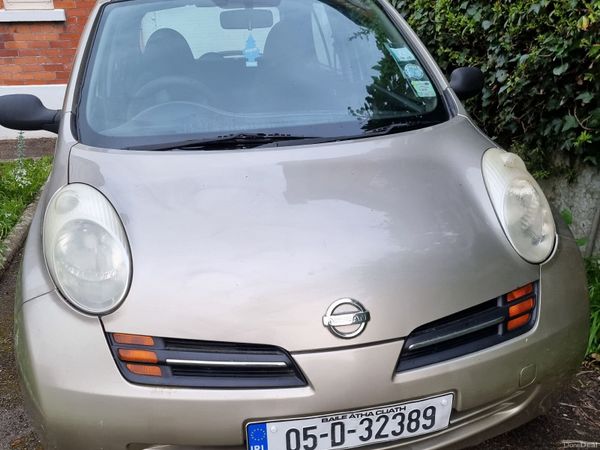 Nissan Micra Hatchback, Petrol, 2005, Gold