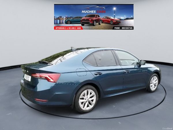 Skoda Octavia Saloon, Diesel, 2021, Blue