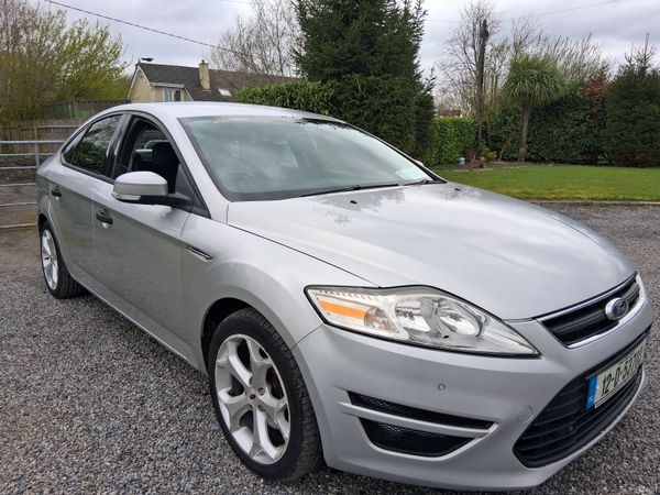 Ford Mondeo Hatchback, Diesel, 2012, Silver
