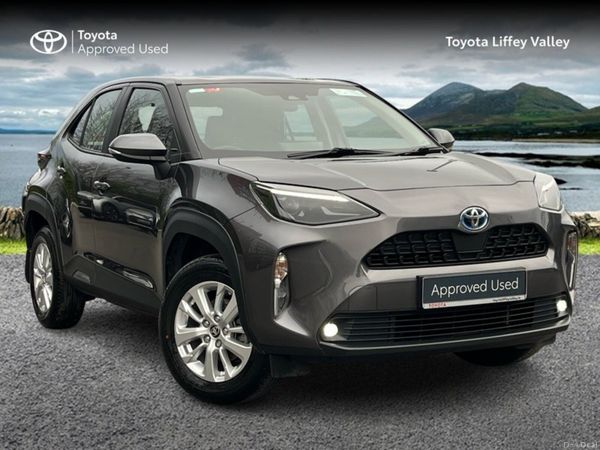 Toyota Yaris Cross Hatchback, Petrol Hybrid, 2023, Grey