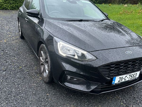 Ford Focus Hatchback, Diesel, 2021, Black