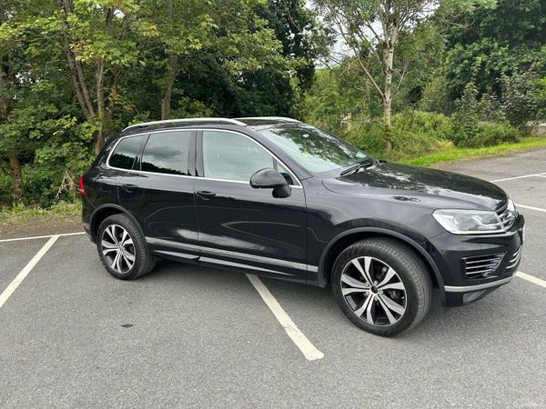 Volkswagen Touareg SUV, Diesel, 2015, Black