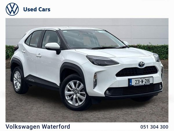 Toyota Yaris Cross Hatchback, Petrol Hybrid, 2023, White