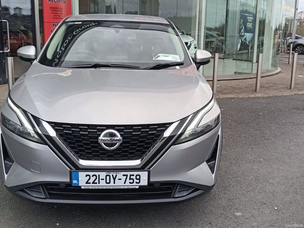 Nissan Qashqai MPV, Petrol, 2022, Grey