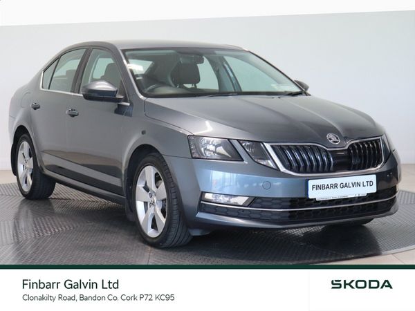 Skoda Octavia Saloon, Diesel, 2018, Grey