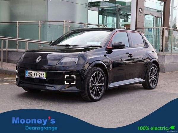 Renault 5 Hatchback, Electric, 2025, Black