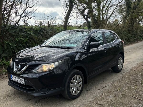 Nissan Qashqai Hatchback, Diesel, 2015, Black