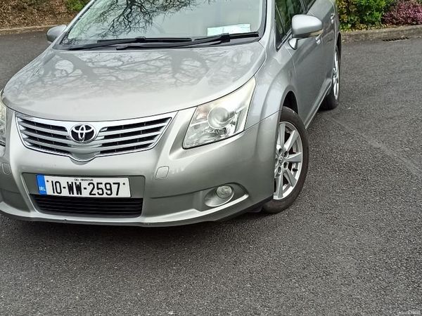 Toyota Avensis Saloon, Diesel, 2010, Grey