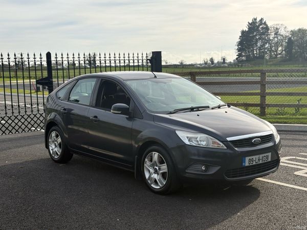 Ford Focus Hatchback, Diesel, 2009, Grey
