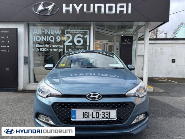 Hyundai i20 Hatchback, Petrol, 2016, Blue