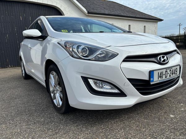 Hyundai i30 Estate/Jeep, Diesel, 2014, White