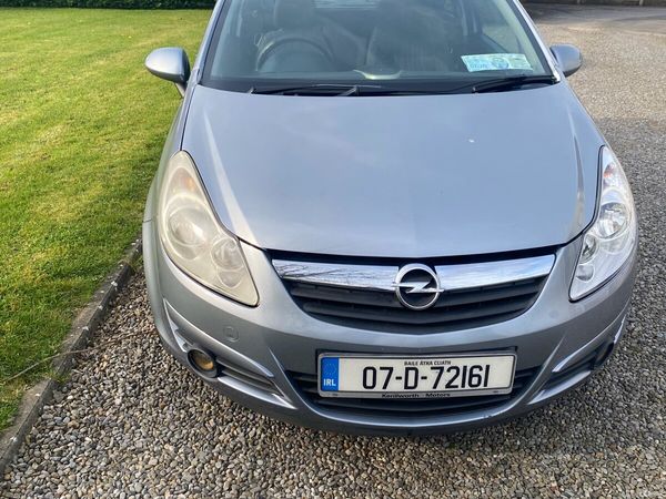 Opel Corsa Hatchback, Petrol, 2007, Silver