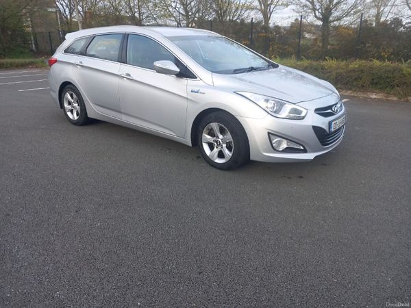 Hyundai i40 Estate, Diesel, 2013, Silver