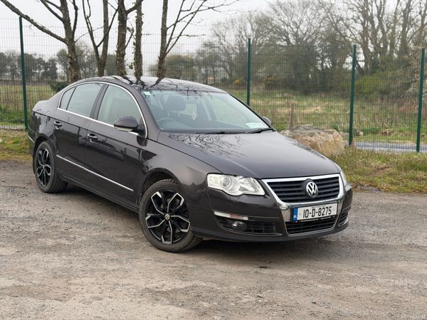 Volkswagen Passat Saloon, Petrol, 2010, Brown