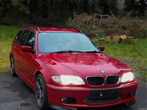 BMW 3-Series Estate, Petrol, 2004, Red