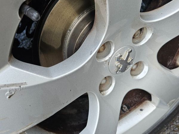 Peugeot 3008 MPV, Diesel, 2012, Black