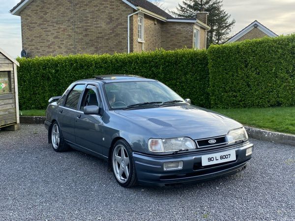 Ford Sierra Saloon, Petrol, 1990, Grey