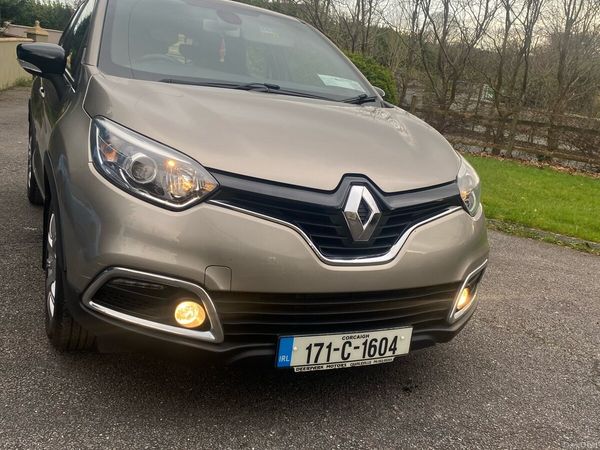 Renault Captur Hatchback, Diesel, 2017, Brown