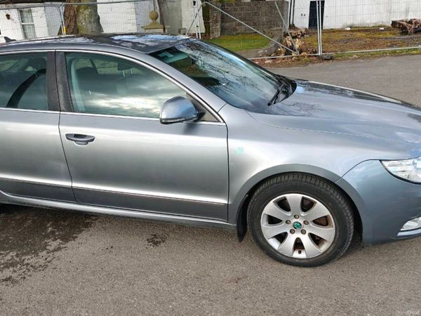Skoda Superb Saloon, Diesel, 2012, Grey