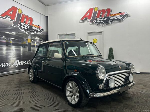 Mini Cooper Hatchback, Petrol, 1999, Green