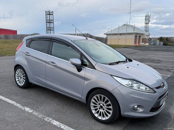 Ford Fiesta Hatchback, Diesel, 2011, Silver
