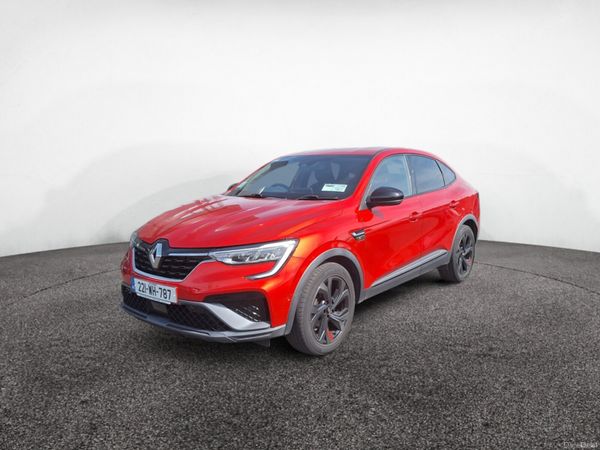 Renault Arkana Hatchback, Petrol, 2022, Red