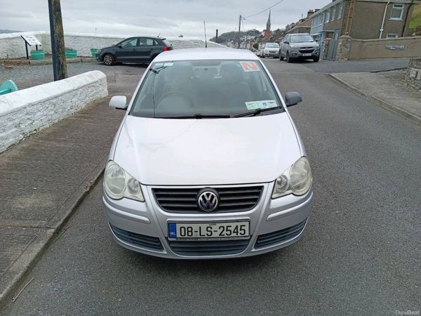 Volkswagen Polo Hatchback, Petrol, 2008, Silver