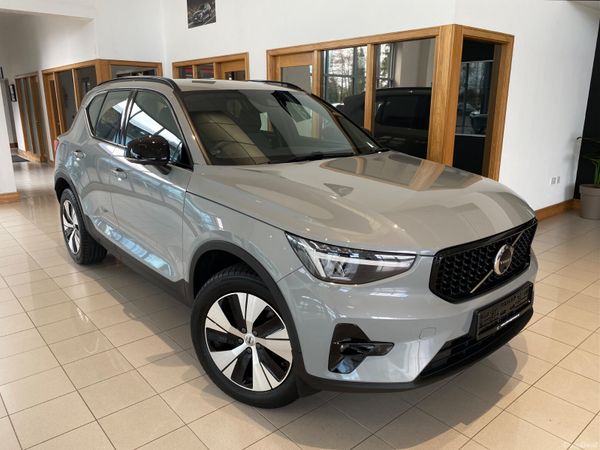 Volvo XC40 Estate, Petrol Plug-in Hybrid, 2023, Grey