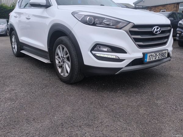 Hyundai Tucson SUV, Diesel, 2017, White