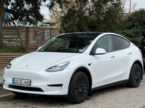 Tesla Model Y MPV, Electric, 2022, White