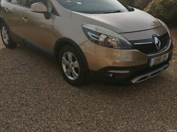 Renault Scenic MPV, Diesel, 2013, Beige
