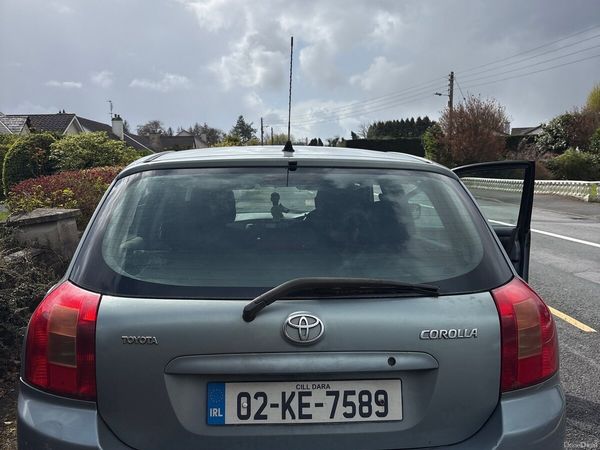 Toyota Corolla Hatchback, Petrol, 2002, Grey