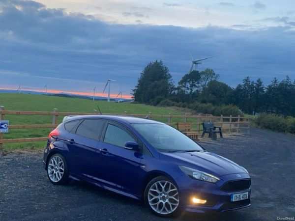 Ford Focus Hatchback, Diesel, 2017, Blue