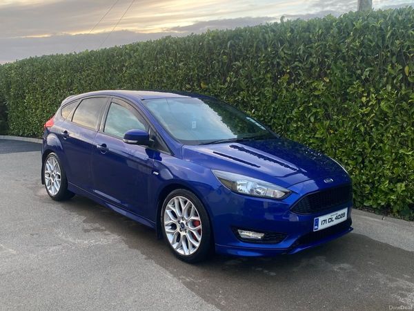 Ford Focus Hatchback, Diesel, 2017, Blue