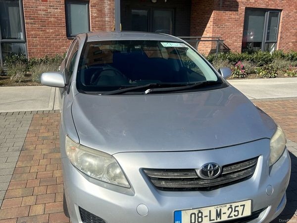 Toyota Corolla Saloon, Diesel, 2008, Silver